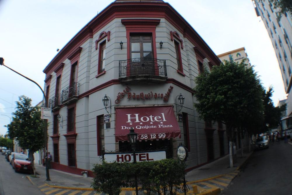 Hotel Don Quijote Plaza - Guadalajara Centro Historico Bagian luar foto